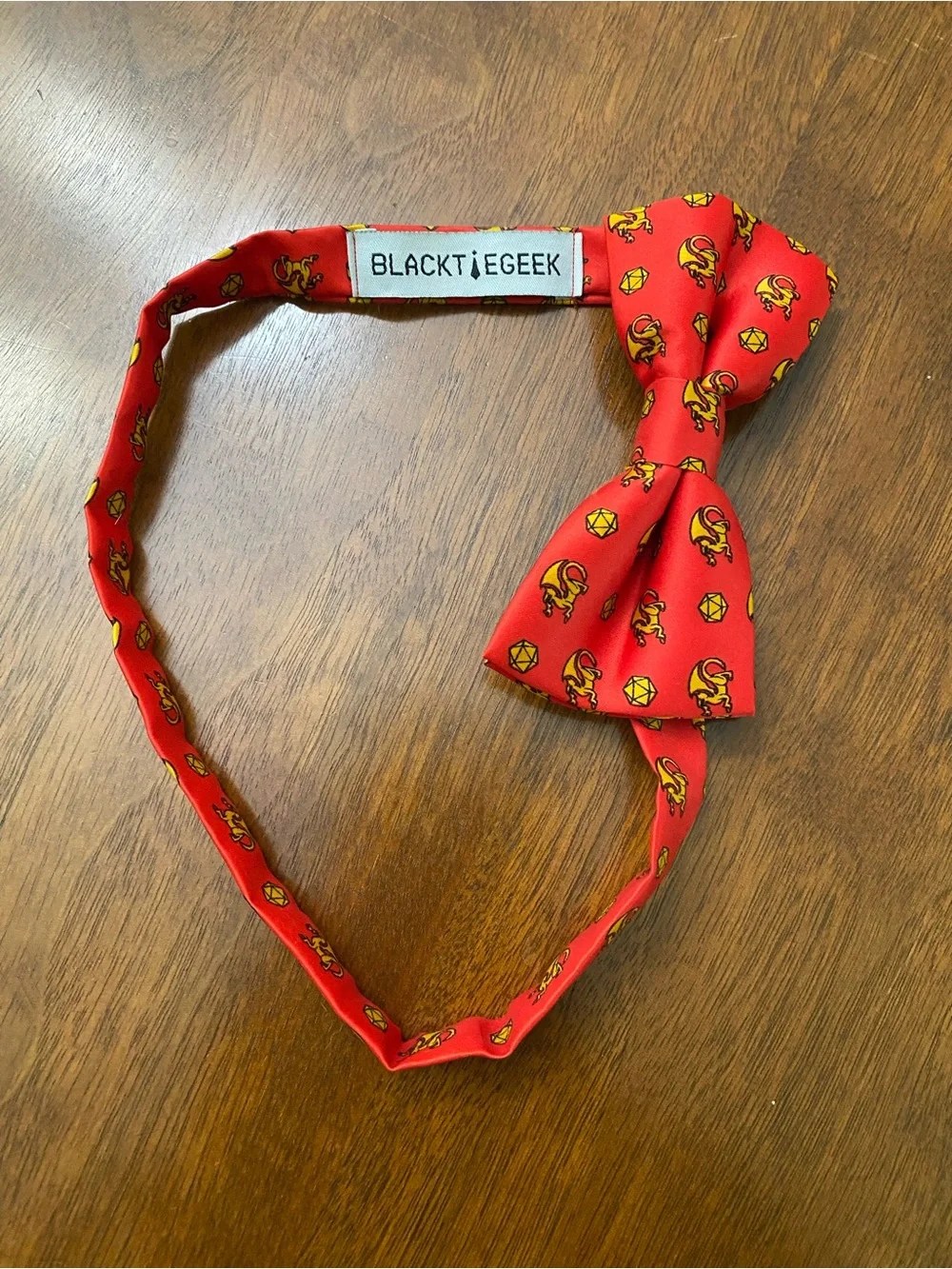 Dungeons and Dragons‎ D20 Bow tie